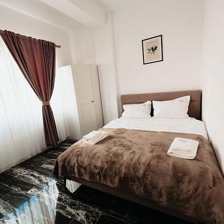 Luxury Cozy Apartments Suceava Exterior foto